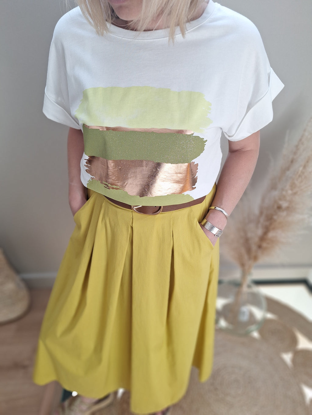 Jupe midi vert olive à plis – Taille unique