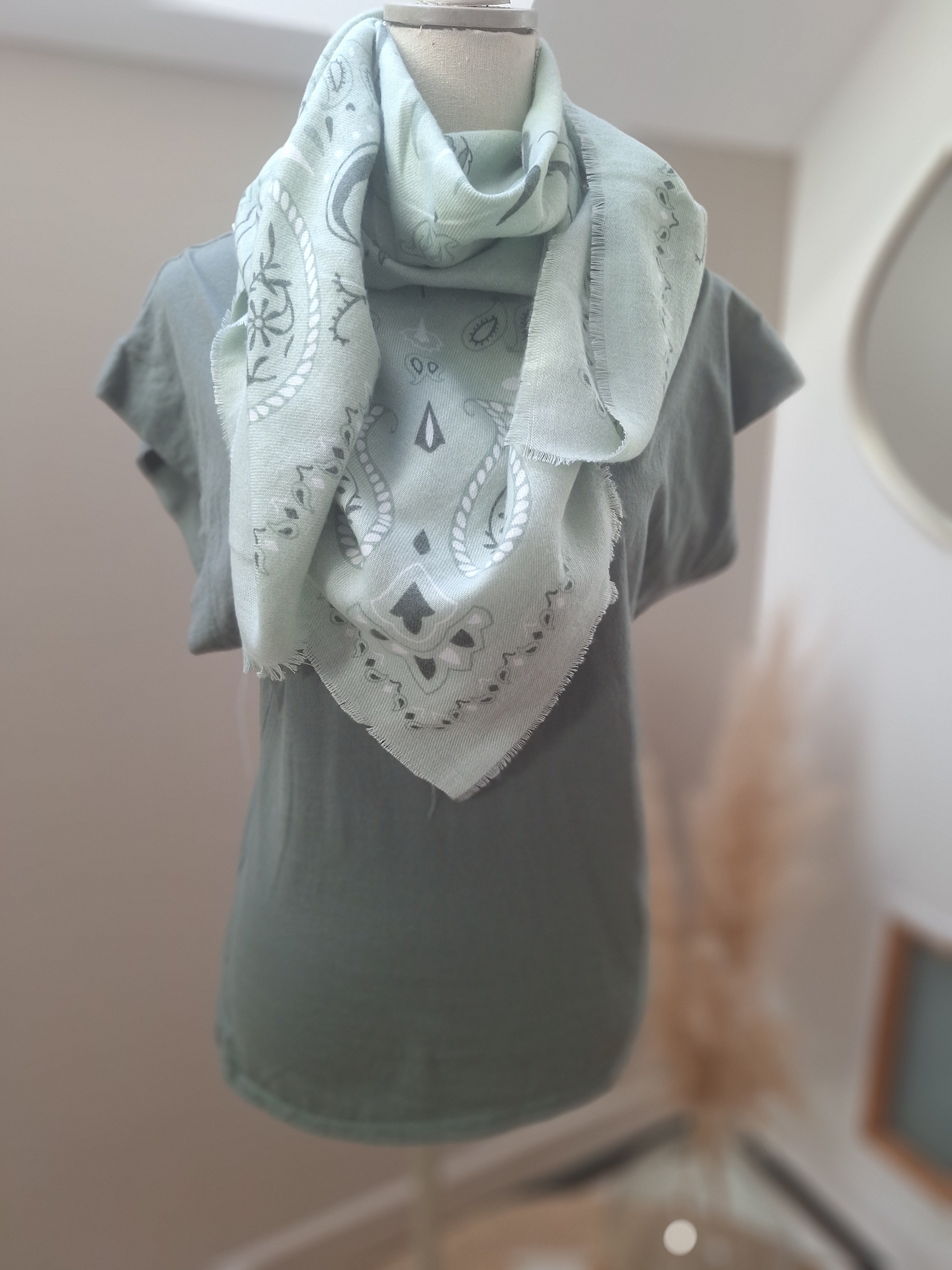Foulard Carré Paisley