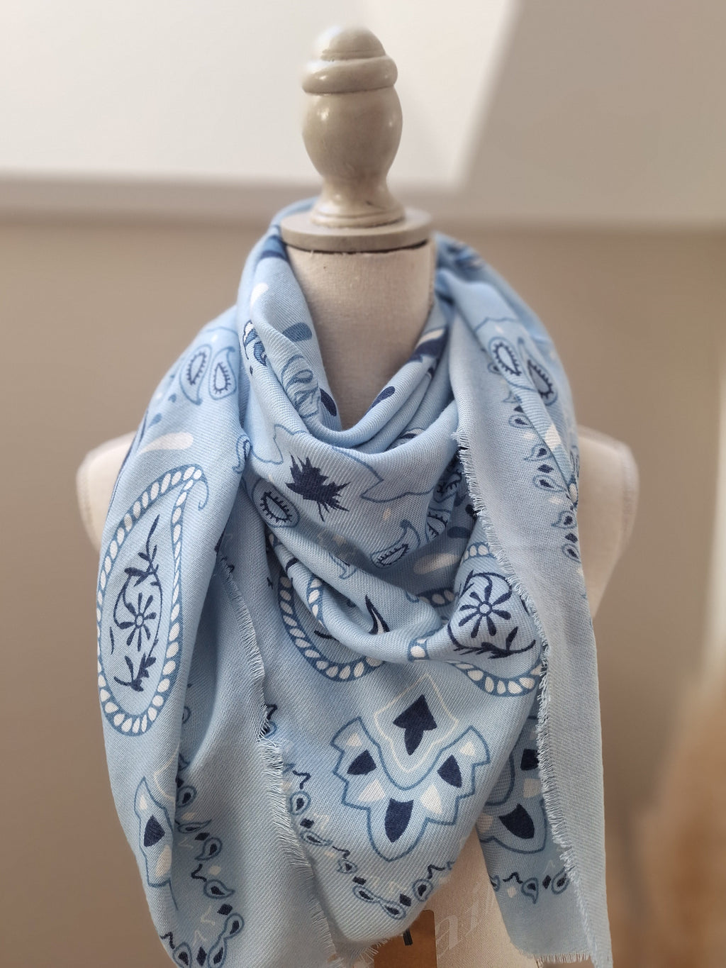 Foulard Carré Paisley