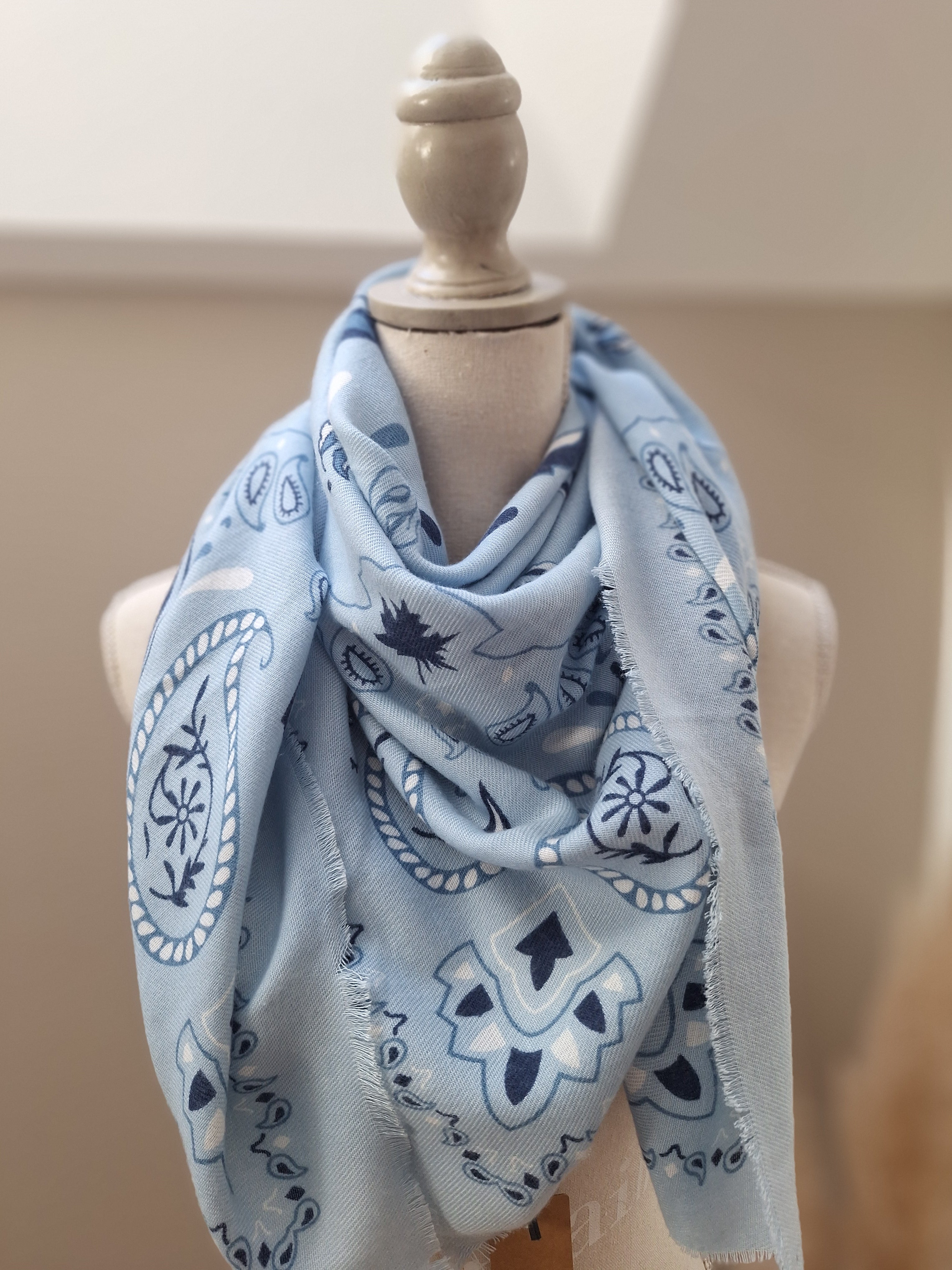 Foulard Carré Paisley
